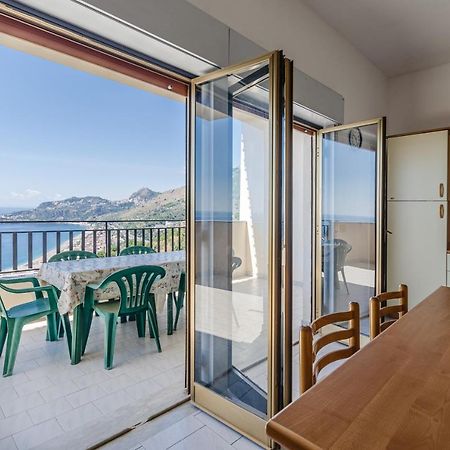 Casa Vacanze Andreana Apartment Летояни Екстериор снимка