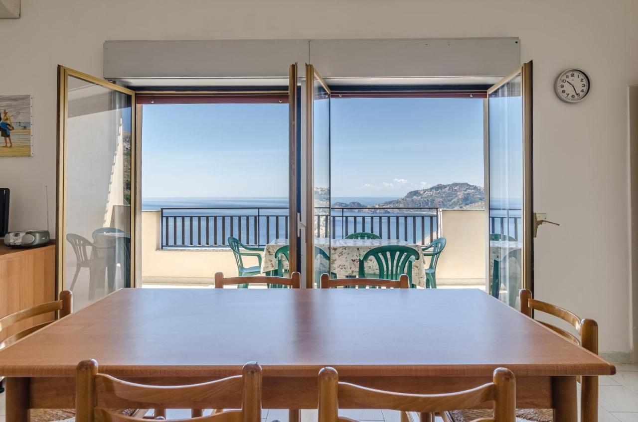 Casa Vacanze Andreana Apartment Летояни Екстериор снимка