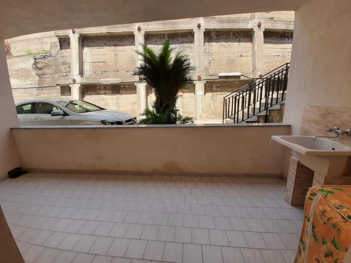 Casa Vacanze Andreana Apartment Летояни Екстериор снимка